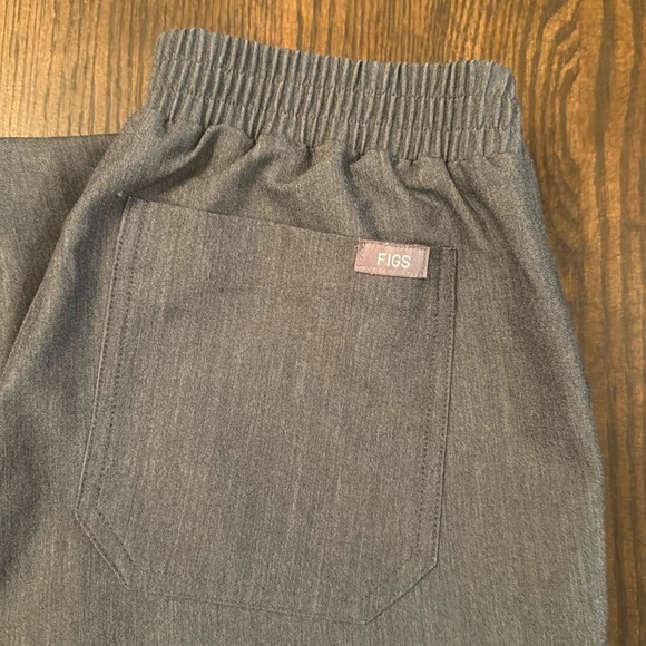 FIGS Technical Collection Medical Scrubs Pants. Size XS - Picture 1 of 7
